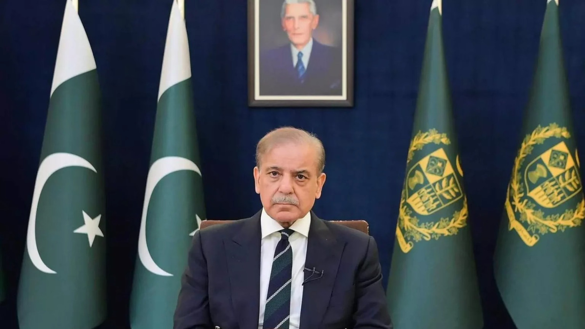 Pakistan PM Sharif To Attend Iranian Supreme Leader's Funeral
