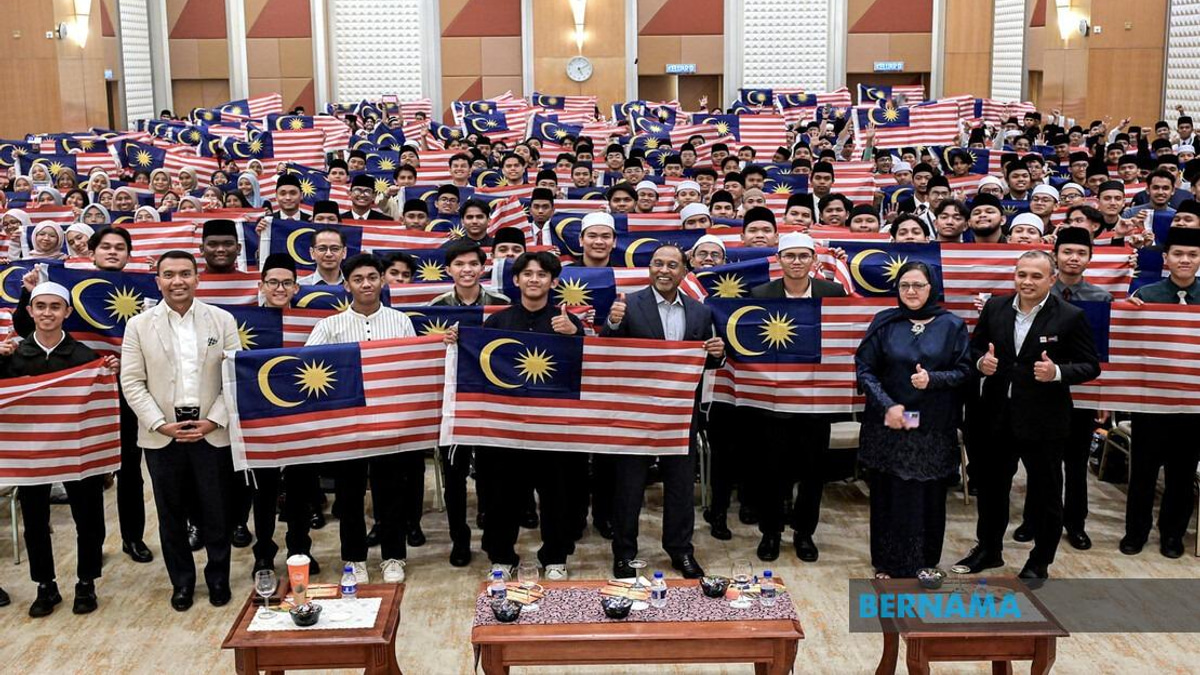 Malaysia Intensifies Monitoring of Students in West Asia Amid Regional Tensions