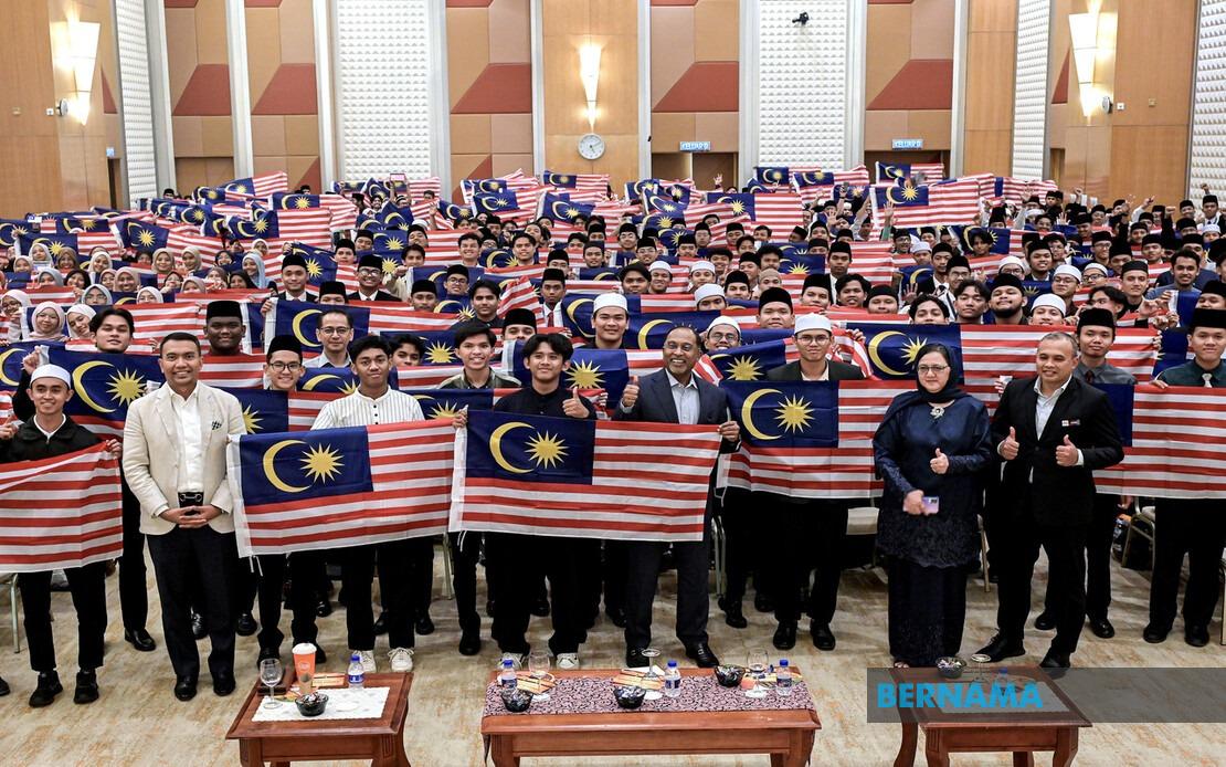 Malaysia Intensifies Monitoring of Students in West Asia Amid Regional Tensions