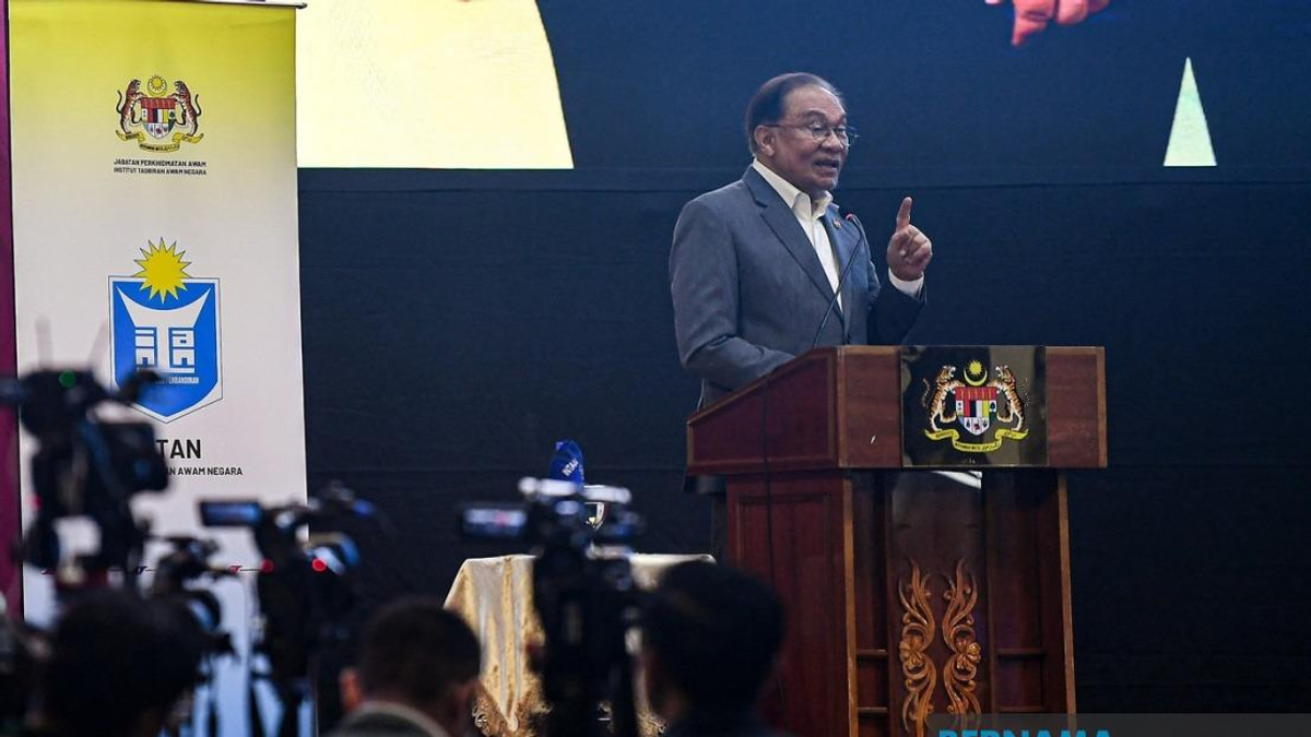 Malaysians Must Shed Colonial Mentality and Western Dependency, Says PM Anwar