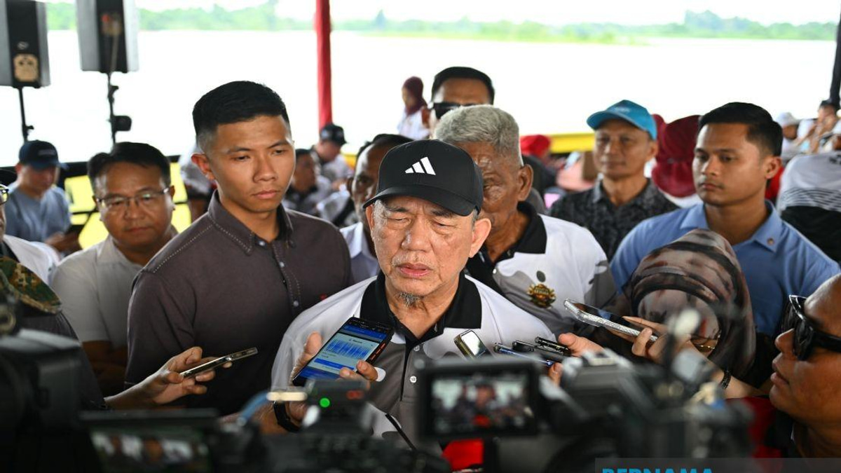 Malaysia's Energy Supply Secure Amid Strait of Hormuz Tensions, Says DPM Fadillah