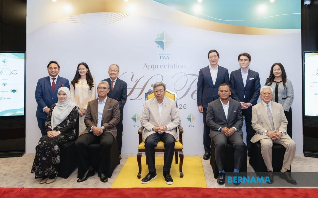 Sultan of Selangor Attends YTZA Charity Hi-tea, Foundation Expands Educational Support