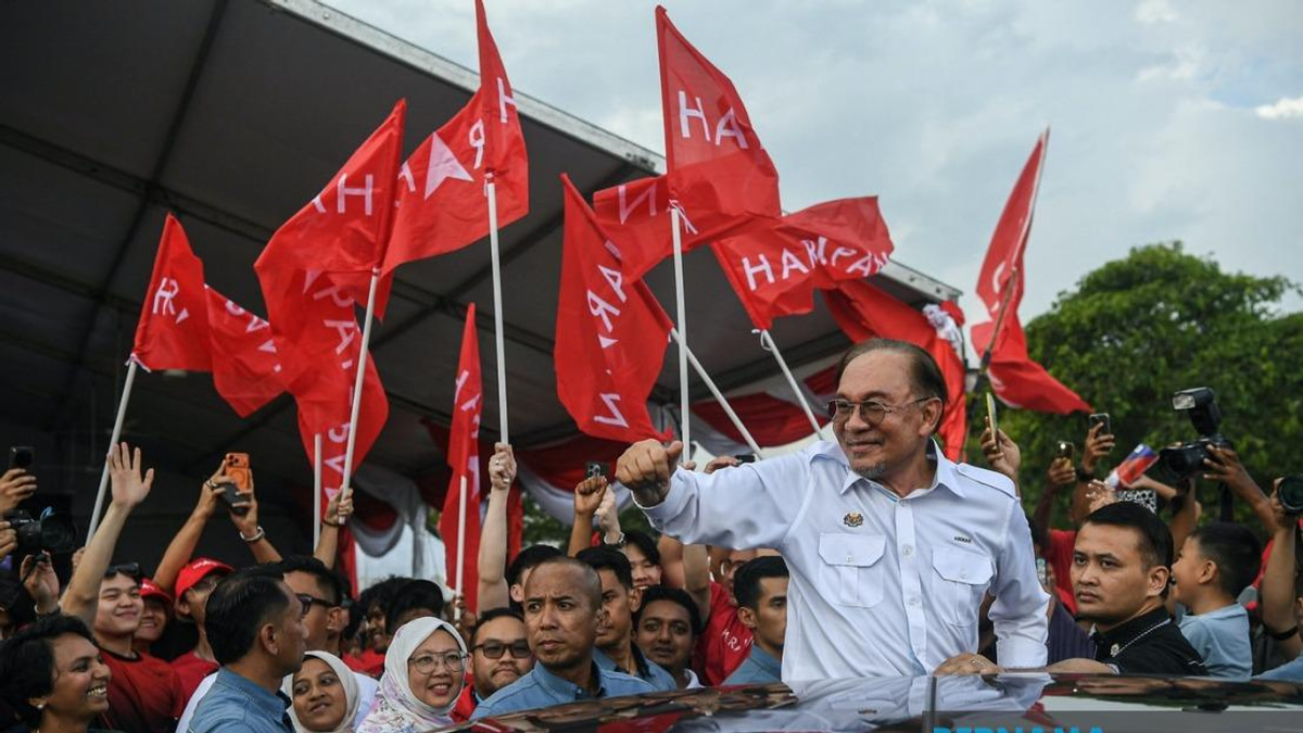 In Johor's Election Fight, Elderly Voters Still Crave the Human Touch Despite Digital Revolution