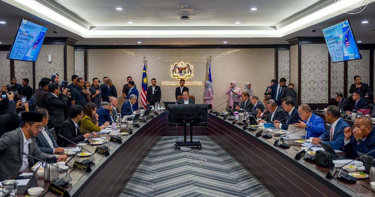 Economic Revival Takes Centre Stage at PM's Gathering of State Leaders
