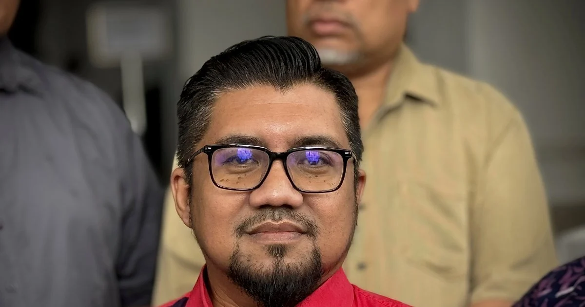 Court Orders Activist Badrul Hisham to Mount Defence in Seditious Statements Case Against Monarchy