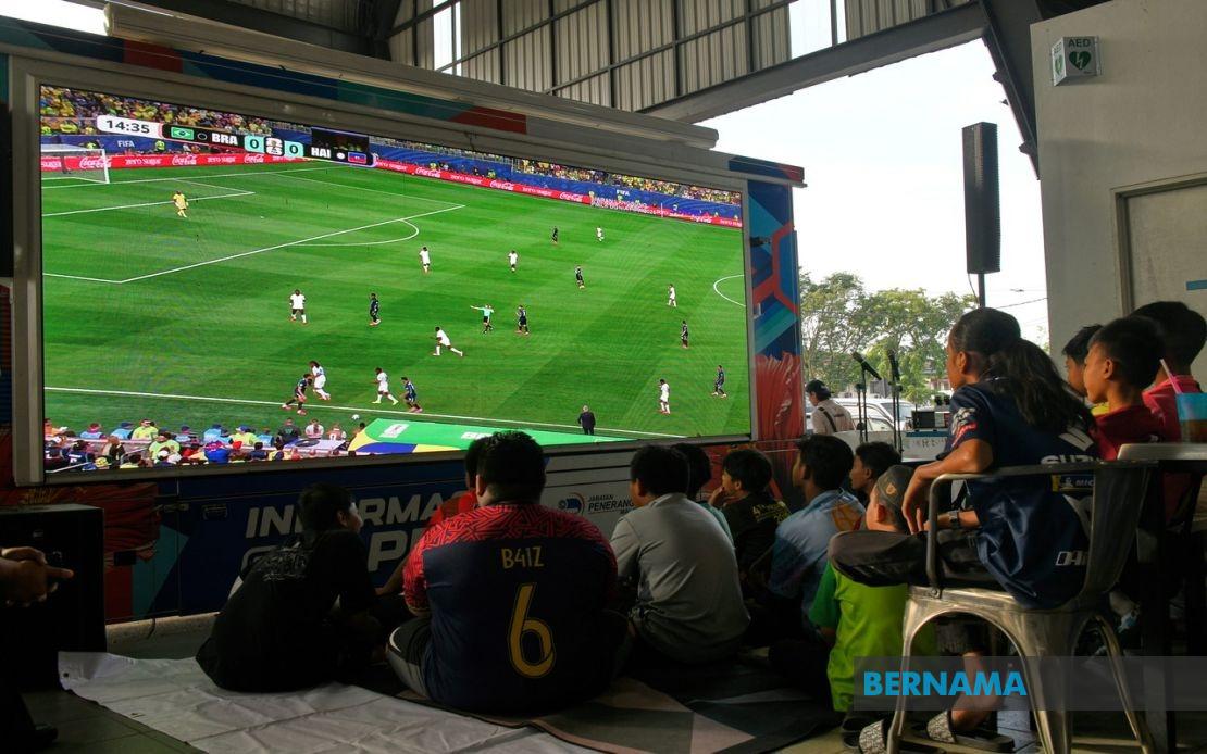 Free World Cup Broadcasts Ease Financial Burden for Malaysian Businesses and Consumers