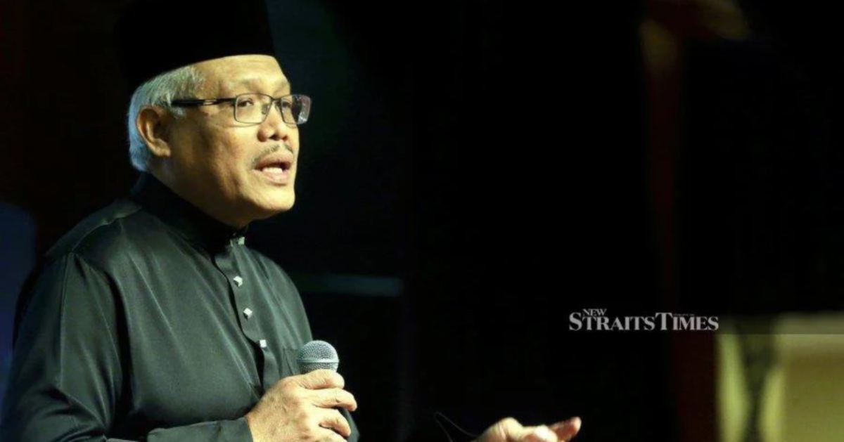Hamzah Challenges Azam Baki's Appointment as NFCC Advisor Amid Past Controversies