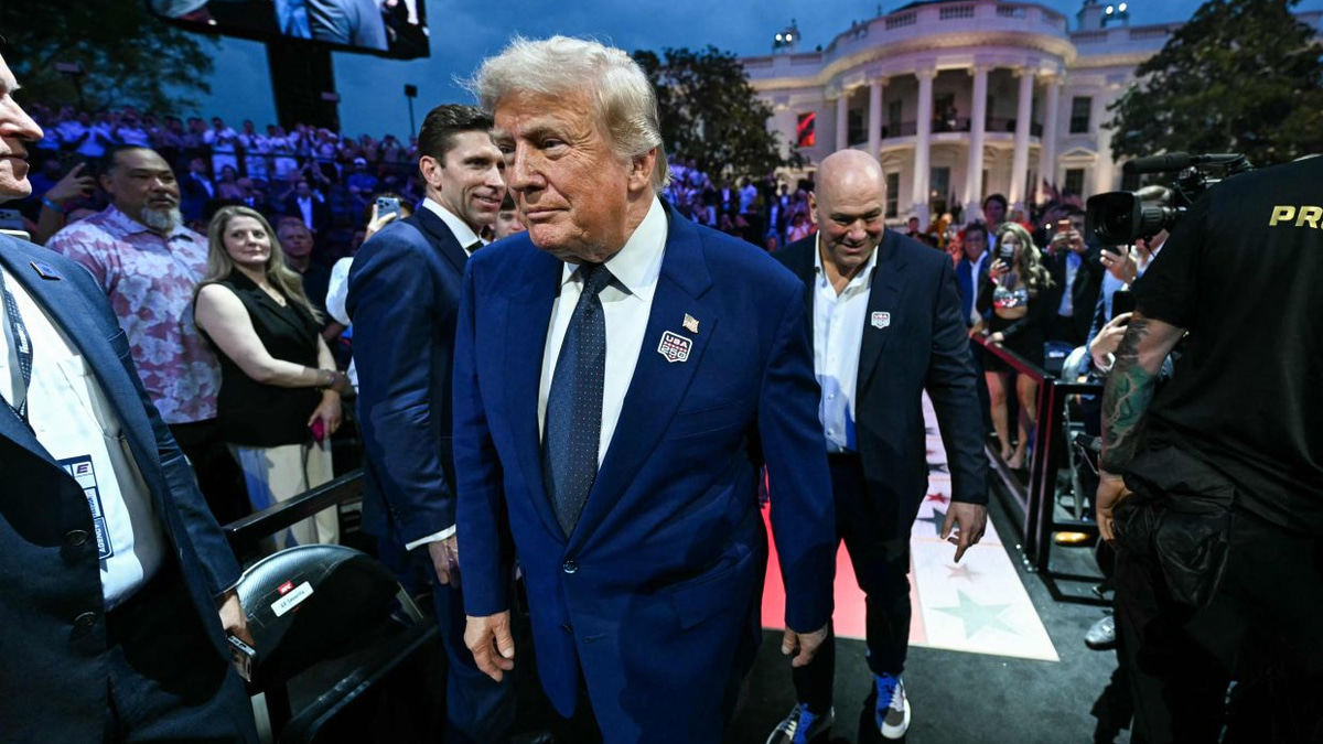 Trump Marks 80th Birthday with UFC Spectacle at White House as America Celebrates 250 Years