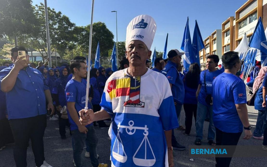 Retiree Dips Into Savings To Support Onn Hafiz In Johor Election
