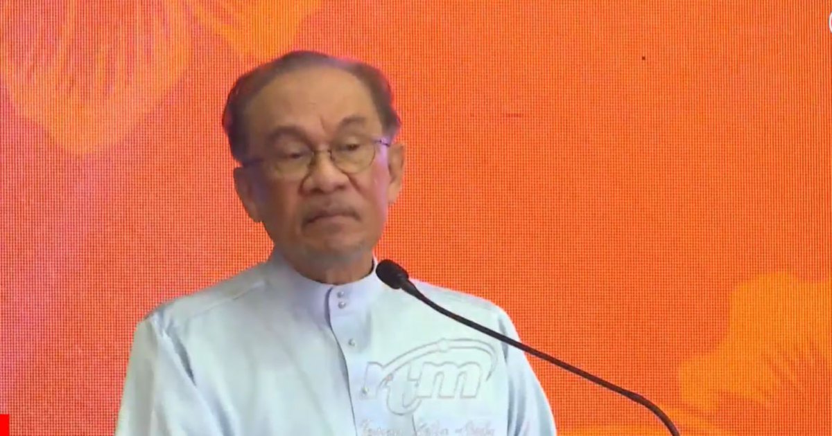 Anwar Orders Impartial Probe into Tabung Haji and Felda Misconduct Allegations
