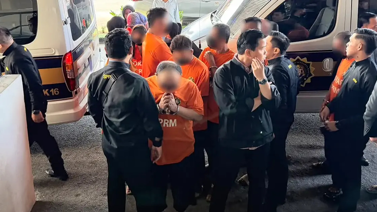 Senior Government Official and 12 Others Detained in RM2.5 Million Corruption Investigation