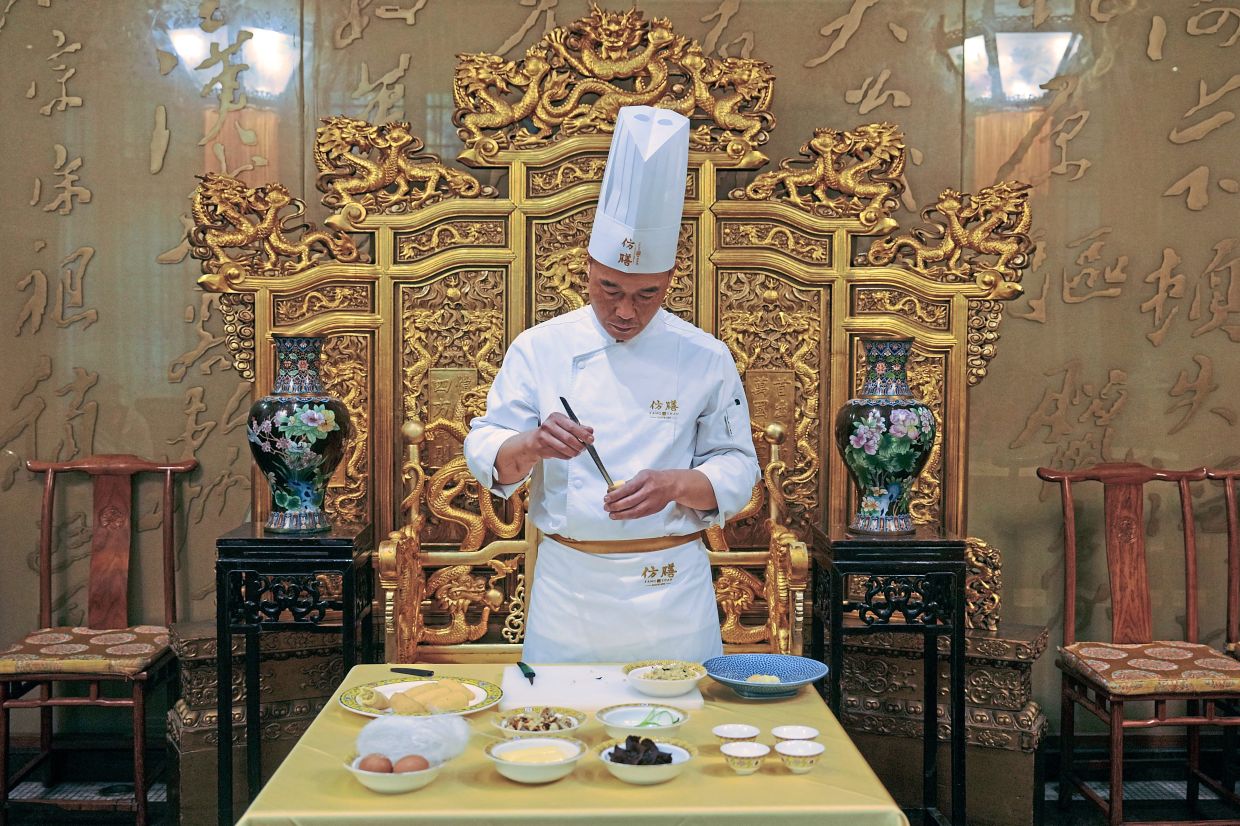 The Living Legacy of China's Imperial Kitchen: How Ancient Court Cuisine Survives in Modern Beijing