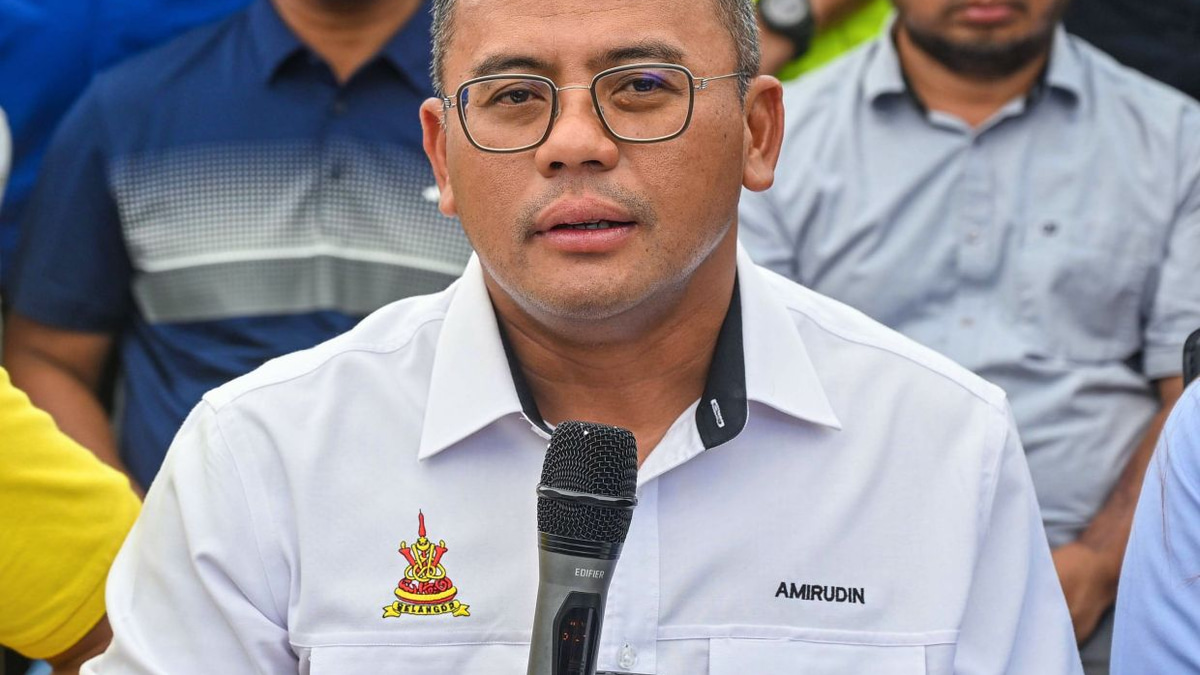 Selangor Speaker Has Authority to Comment on Assemblyman's Status, MB Amirudin Says
