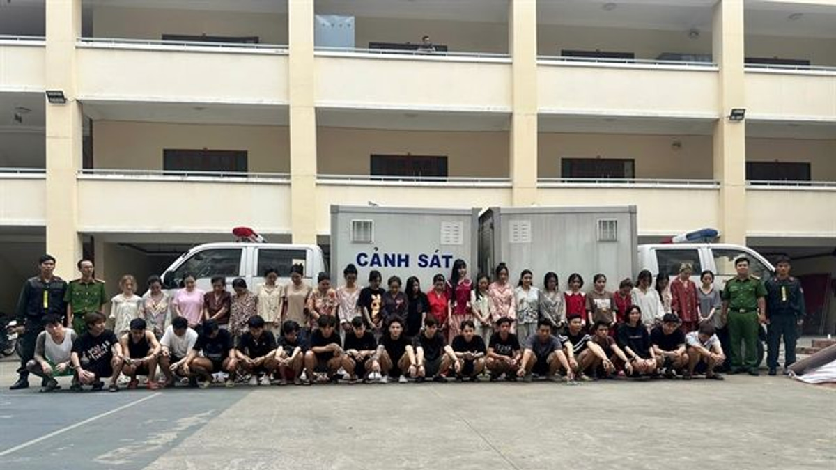 Ho Chi Minh City Dismantles Drug-Laced Vape Ring, Arrests 49 Including Foreigners