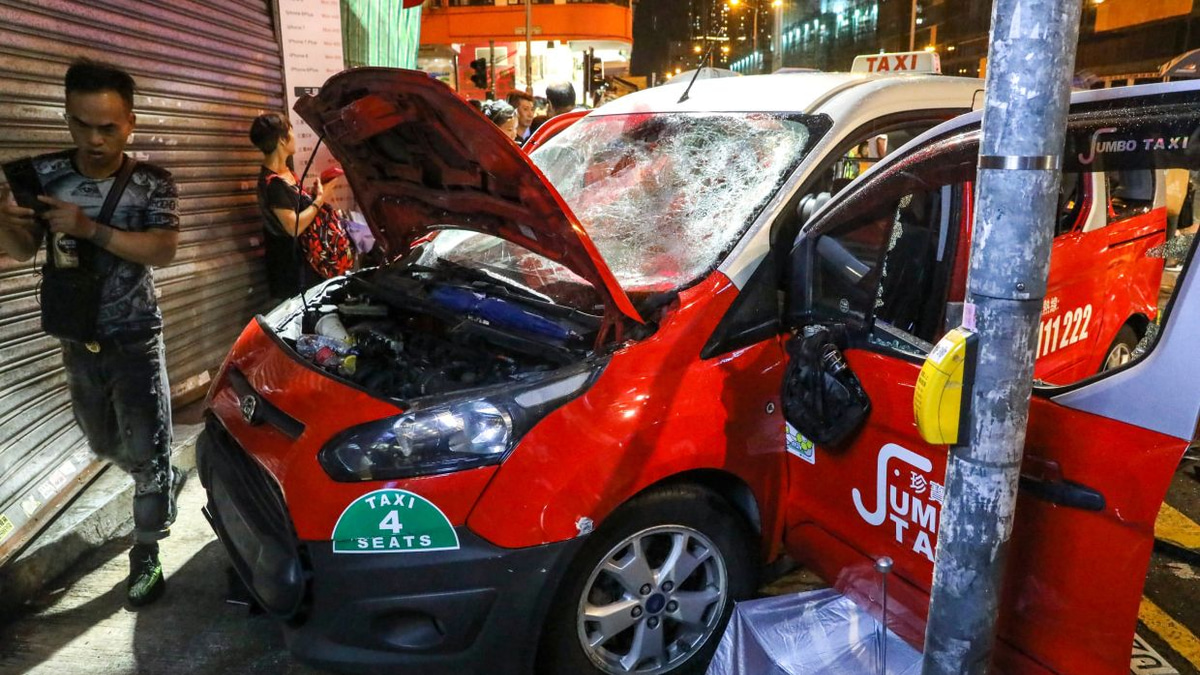 Hong Kong Woman Seeks HK$8.4 Million Over 2019 Protest Taxi Injury