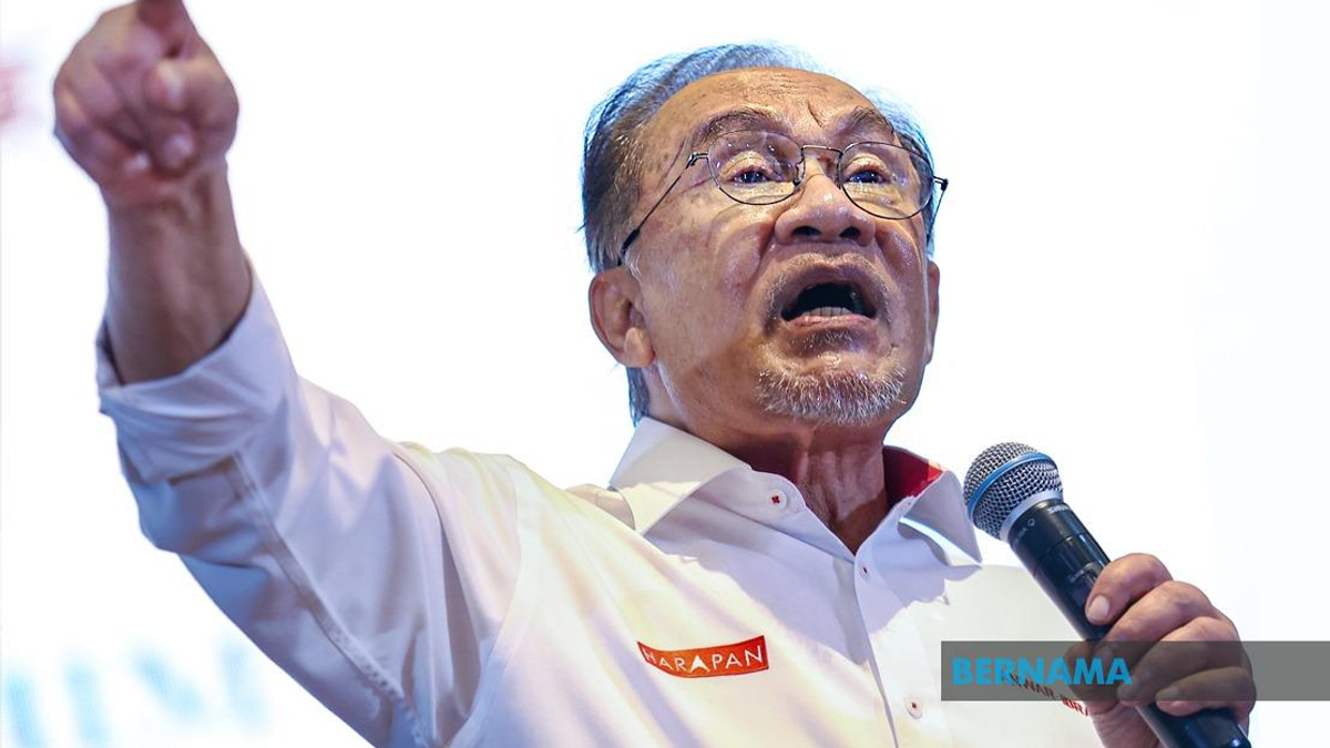 Federal Government Inherits Nearly RM1 Billion Annual Felda Debt, PM Anwar Says