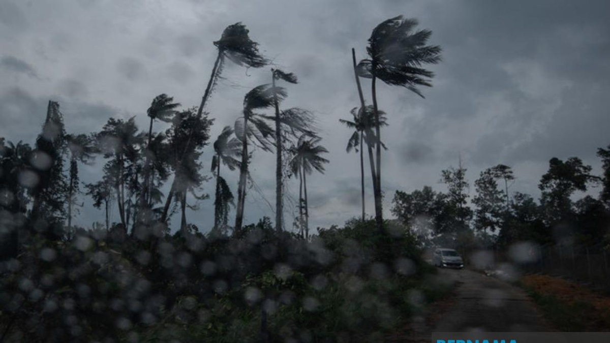 MetMalaysia Issues Thunderstorm Alert Across Multiple States Until Evening