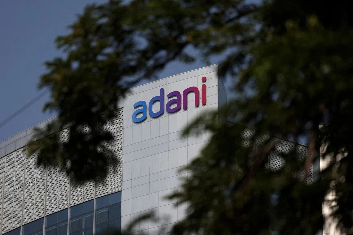 India's Customs Department Backs Health Ministry in Adani Nicotine Pouch Dispute