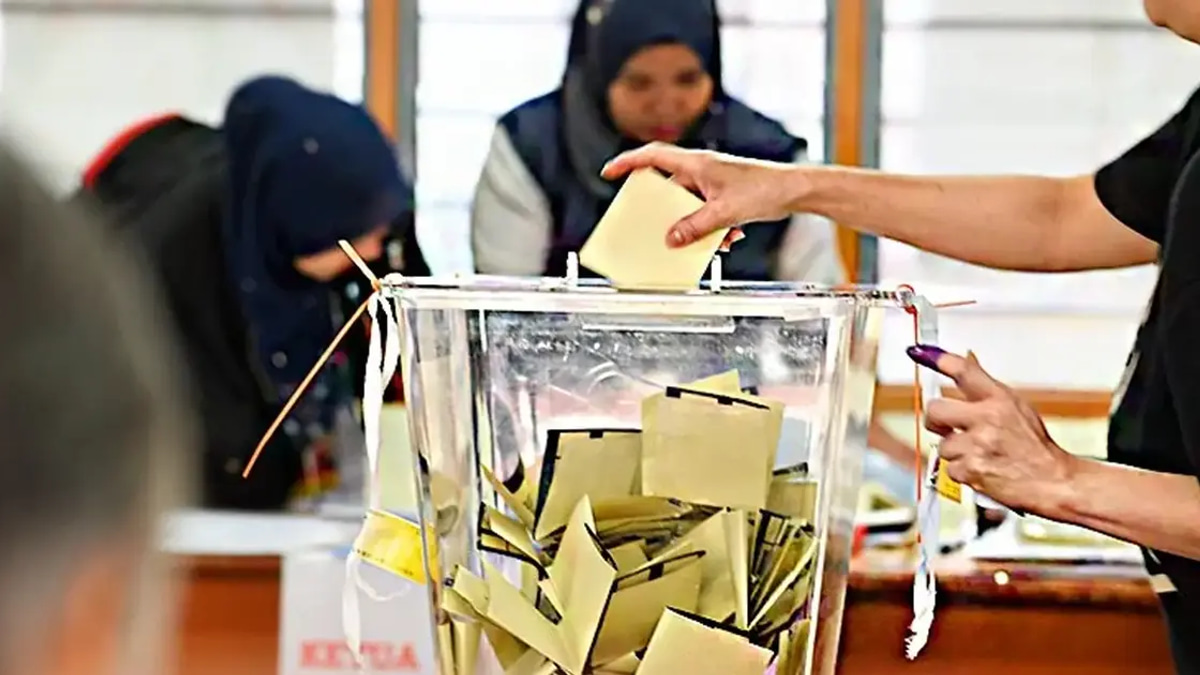 Young Voters Could Decide Johor Election as Parties Vie for 21-39 Age Group