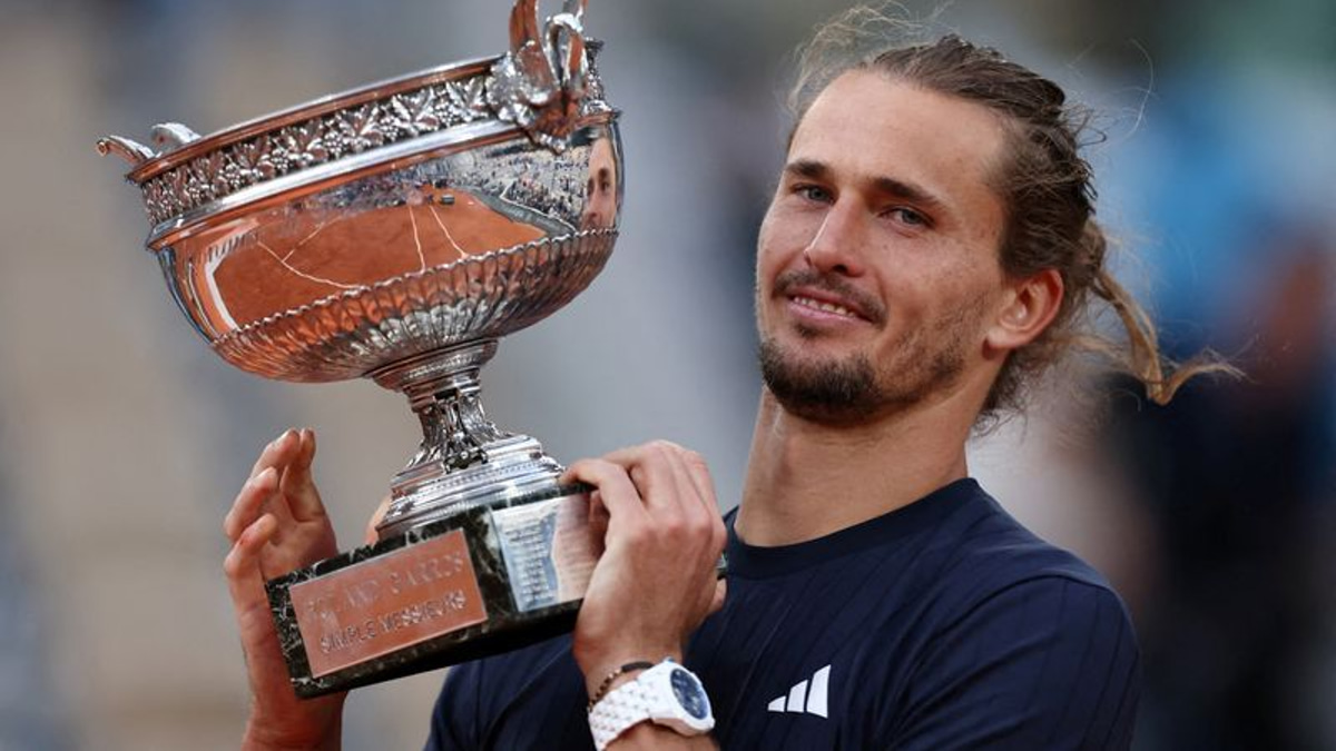 Djokovic Pursues Historic 25th Grand Slam at U.S. Open as Rivals Falter