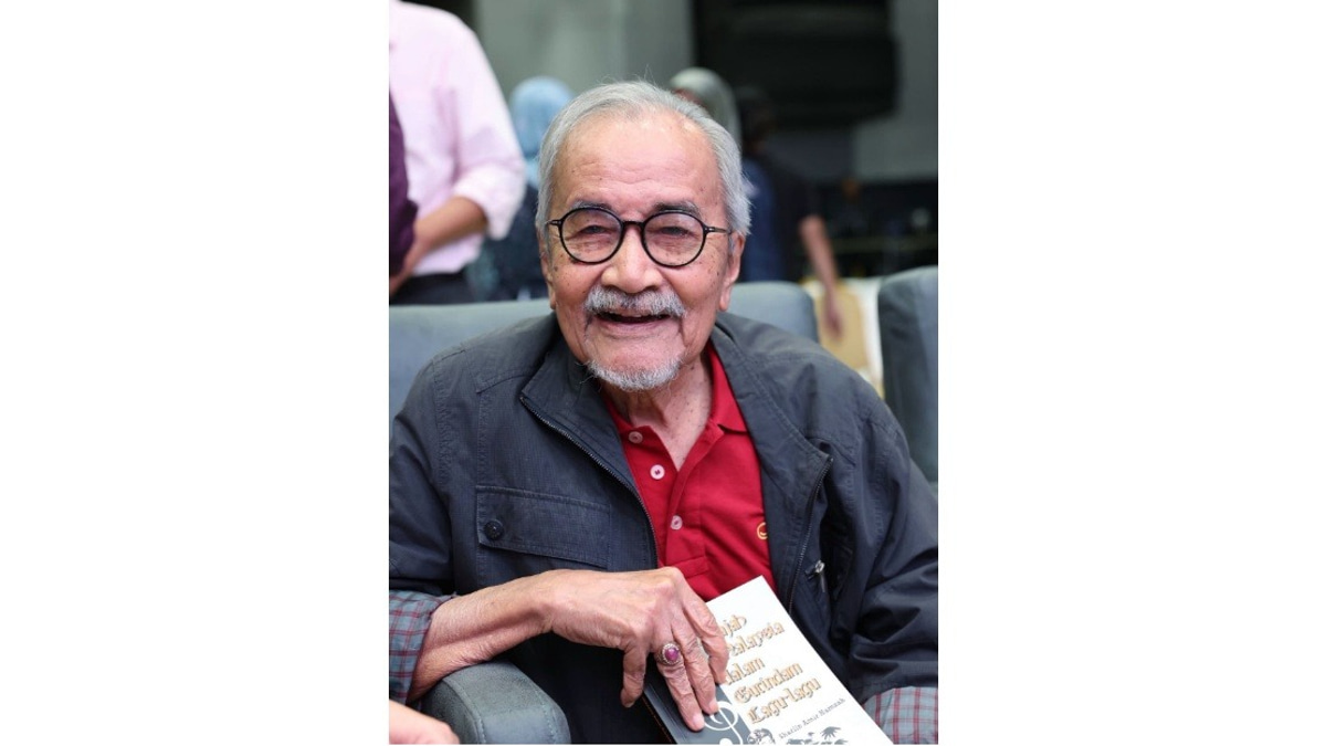 PM Anwar Celebrates Rahim Razali's 87th Birthday, Hails Cinematic Legacy