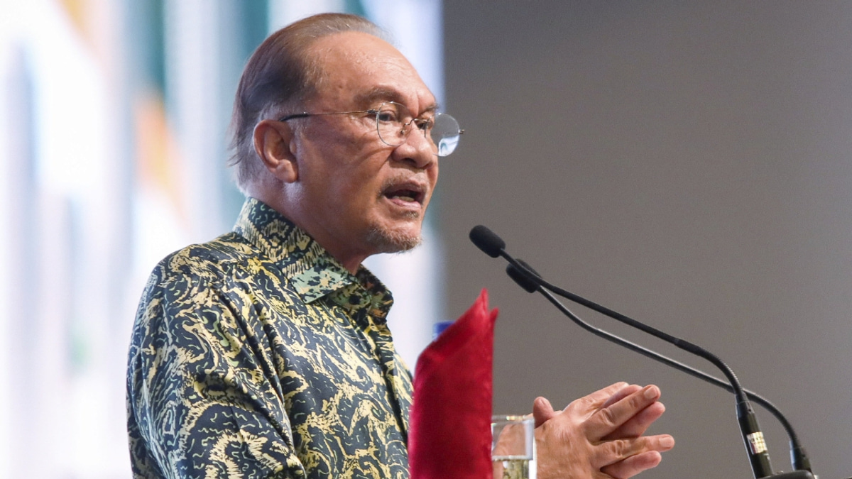 Malaysia Requires Only RM16 Million to Ready Sepang for Formula One Return, Says Anwar