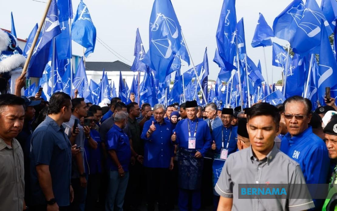 BN Leadership Shows Unity as Negeri Sembilan Candidates File Nomination Papers