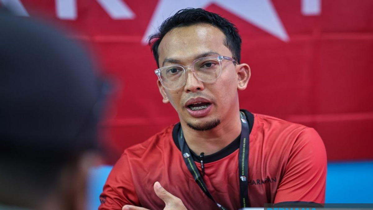 Mohd Fakharuddin Brings Fresh Optimism to Pasir Raja Despite BN's Historical Grip