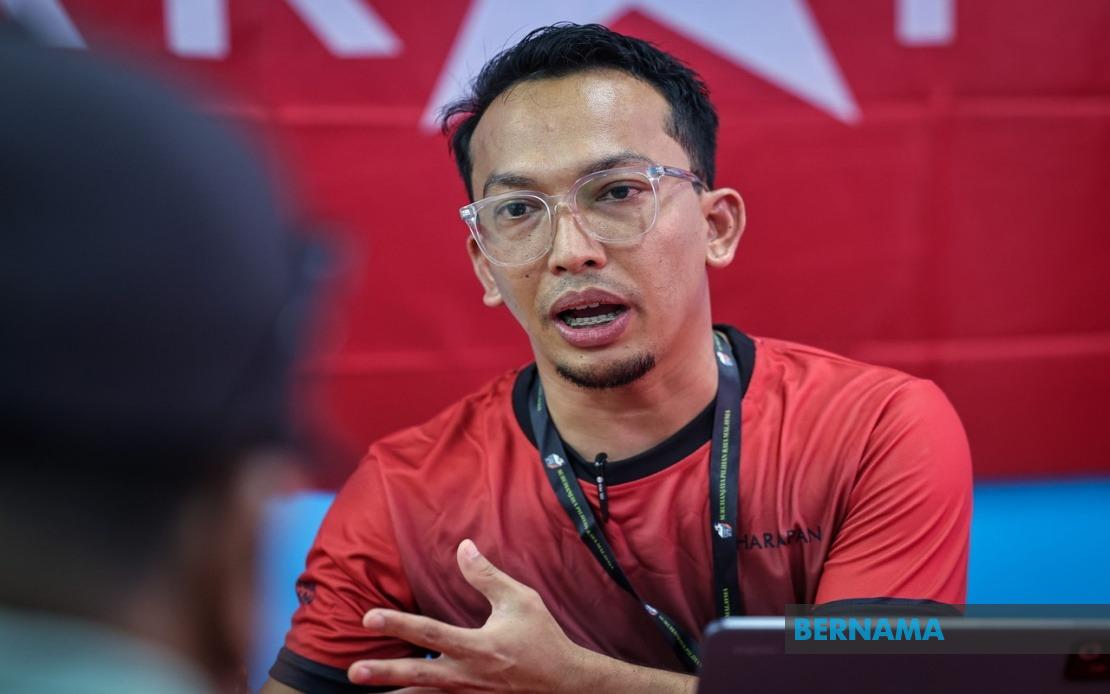 Mohd Fakharuddin Brings Fresh Optimism to Pasir Raja Despite BN's Historical Grip
