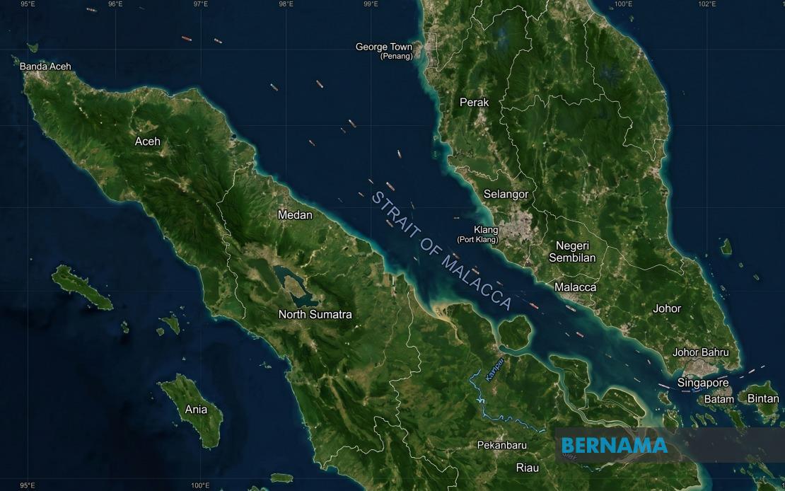 Indonesia and Singapore Pledge United Front on Strait of Malacca Security