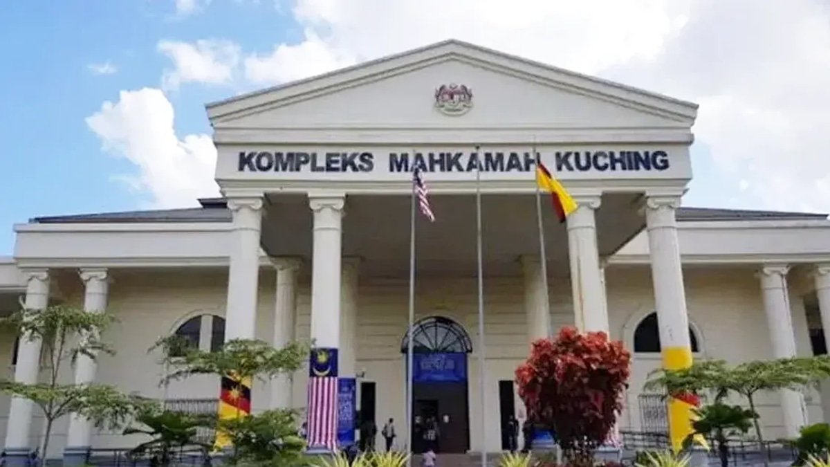 Security Guard Convicted for Offensive Facebook Post About Agong