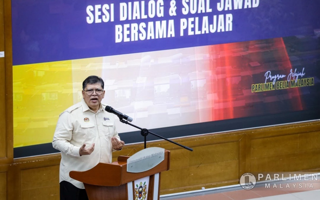 Parliament Must Model Excellence for Youth Leaders, Says Speaker Johari