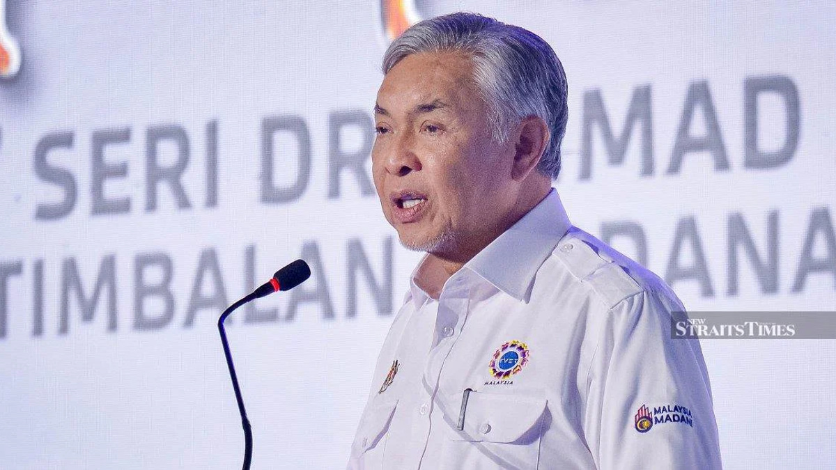 Zahid to Lead Cabinet Committee Tackling Foreign Worker Crisis Next Week