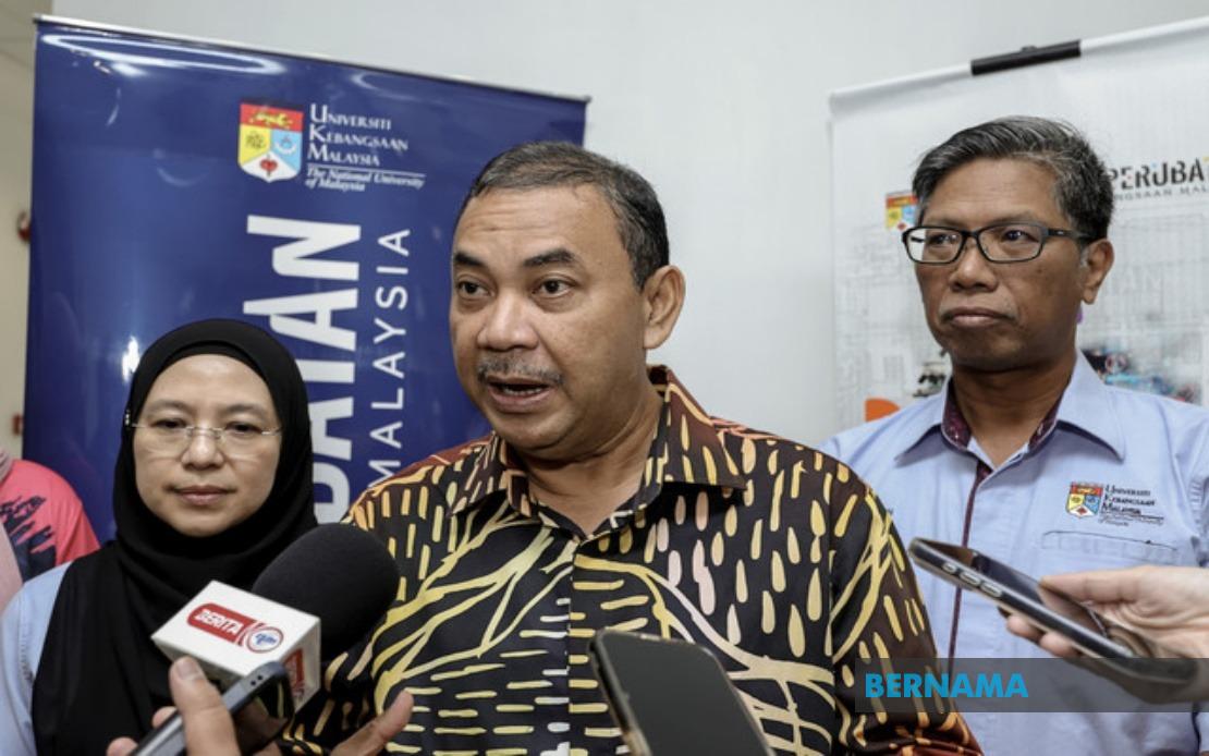 Anwar's Economic Leadership Wins Recognition, Says PM's Political Secretary
