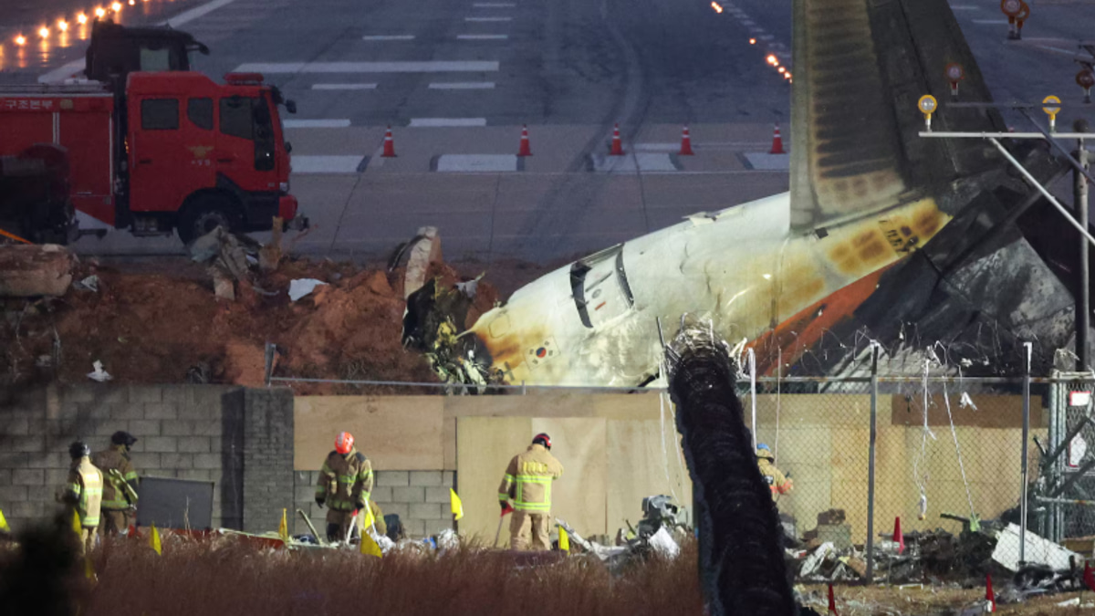 Police raid Korean aviation authorities in renewed Jeju Air crash investigation