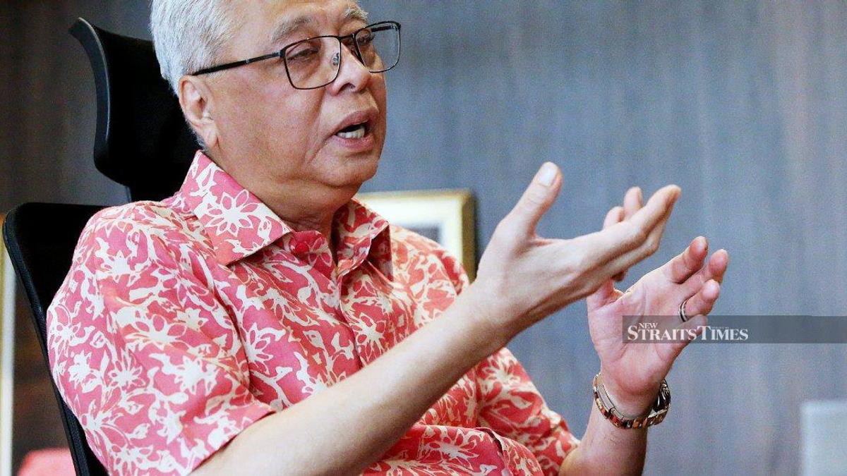 Ismail Sabri admitted to IJN ahead of court appearance