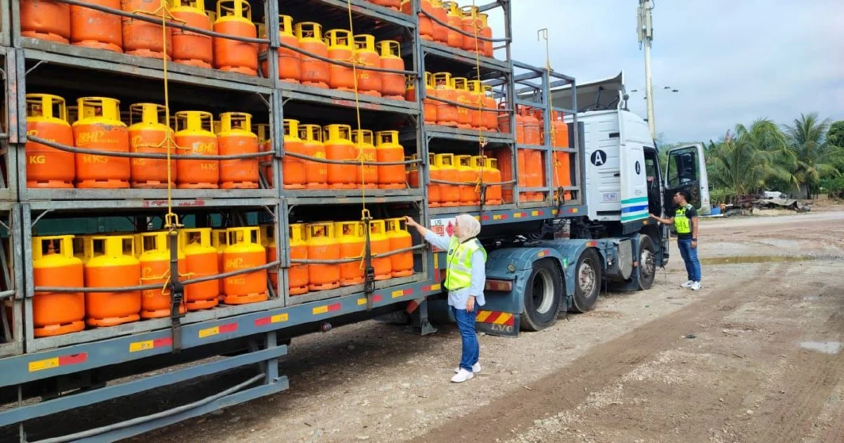 Massive LPG cache worth RM405,000 seized in Bentong enforcement operation