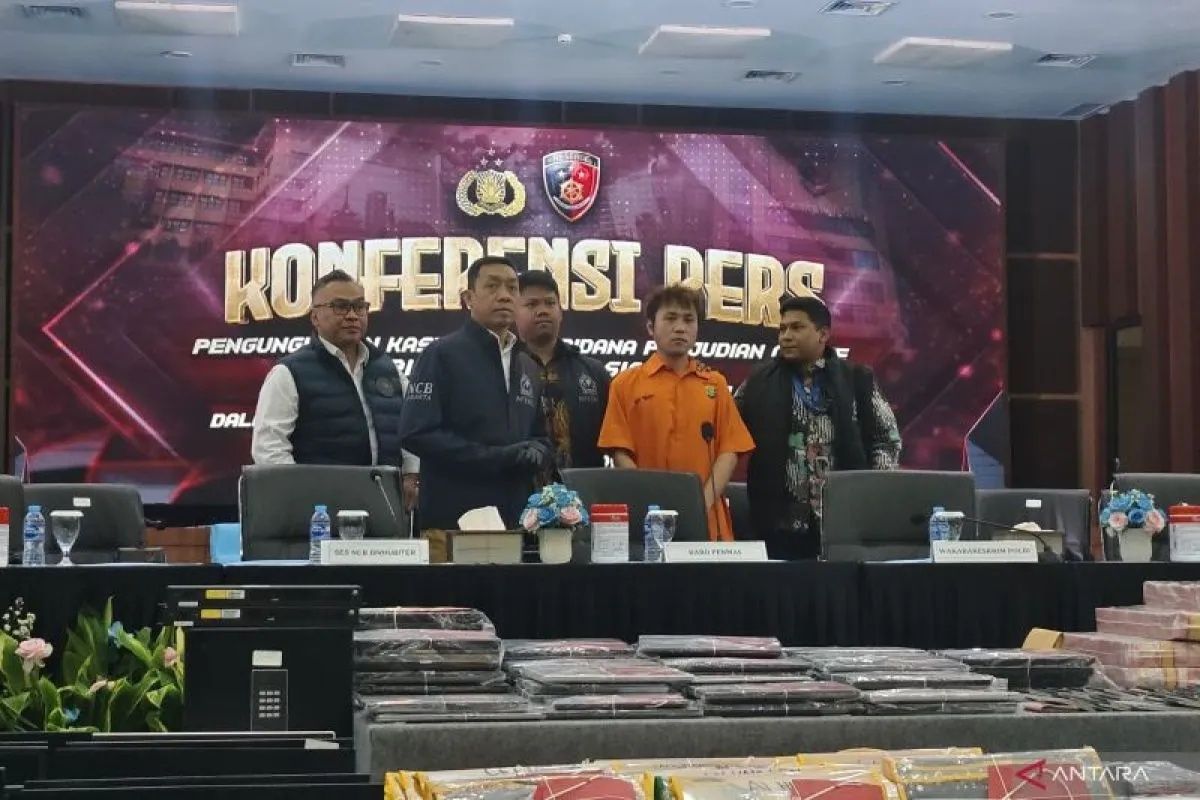 Chinese Scam Suspect Wanted by Interpol Arrested at Jakarta Airport