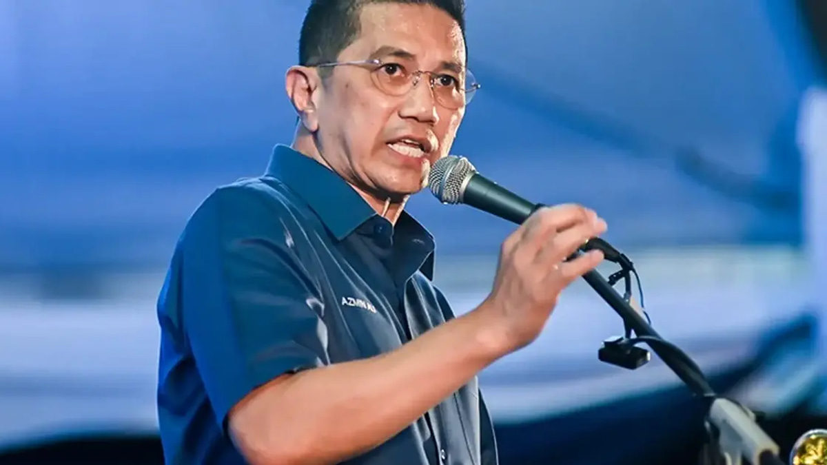 Azmin Could Heal Bersatu-Pakatan Rift if Muhyiddin Exits, Say Analysts
