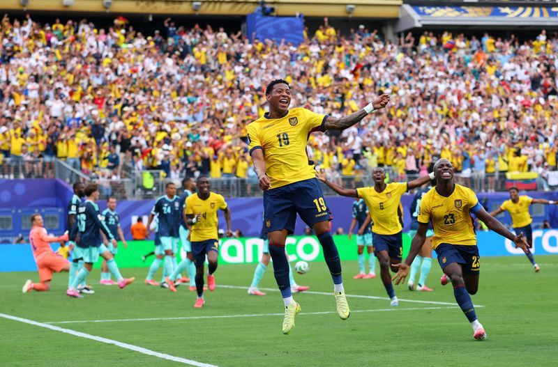 Ecuador Stun Germany to Secure World Cup Knockout Spot in Dramatic Group E Finale