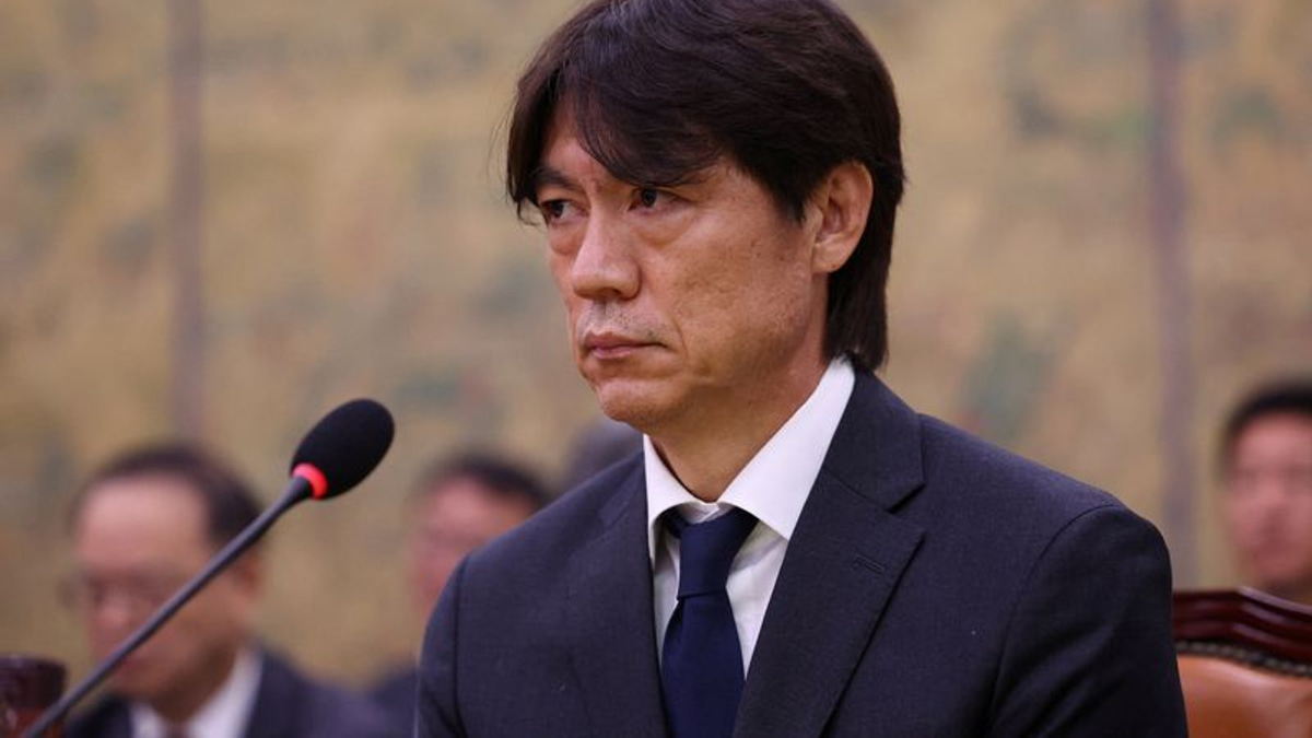 South Korea police raid football association over Hong Myung-bo coaching appointment