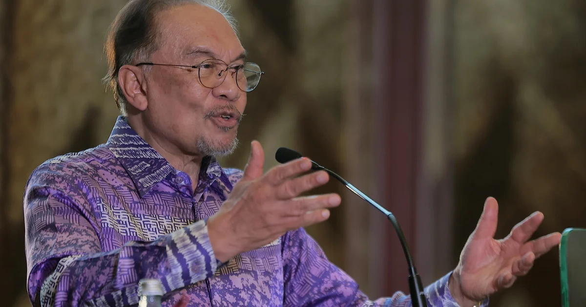 Anwar's Kazan Trip Aims to Deepen Malaysia-Russia and Regional Ties
