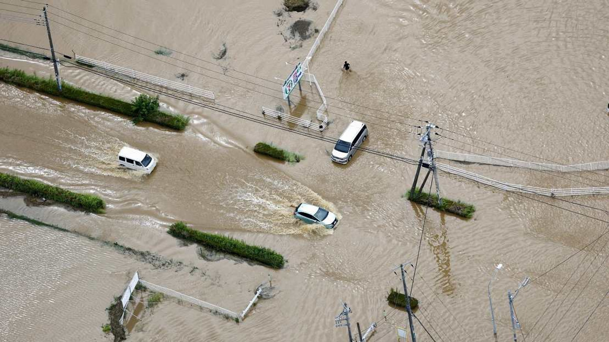 Eight Dead as Record Rainfall Devastates Chiba Prefecture in Eastern Japan