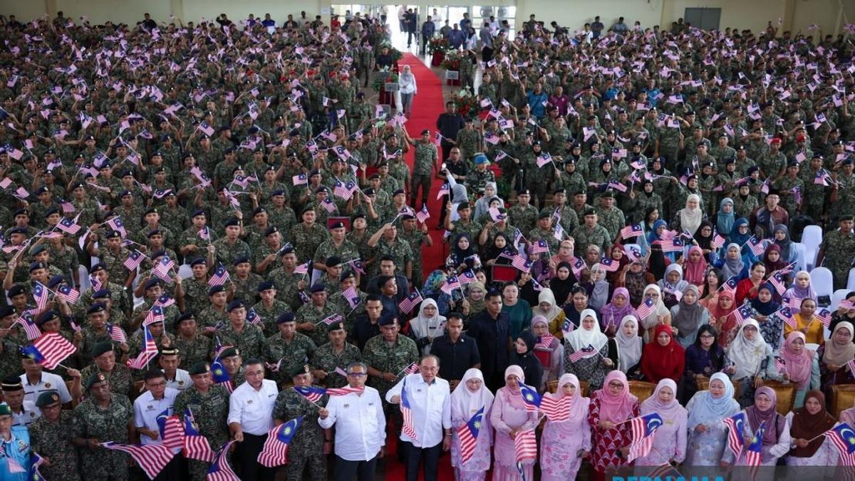 Anwar Defends Bumiputera Protections, Points to Kuala Lumpur Malay Reserve Land Initiative